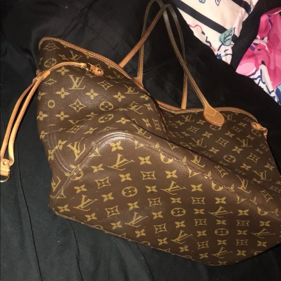 Louis Vuitton Handbags - LV Neverfull Mm Louis Vuitton Handbags - LV Neverfull Mm
